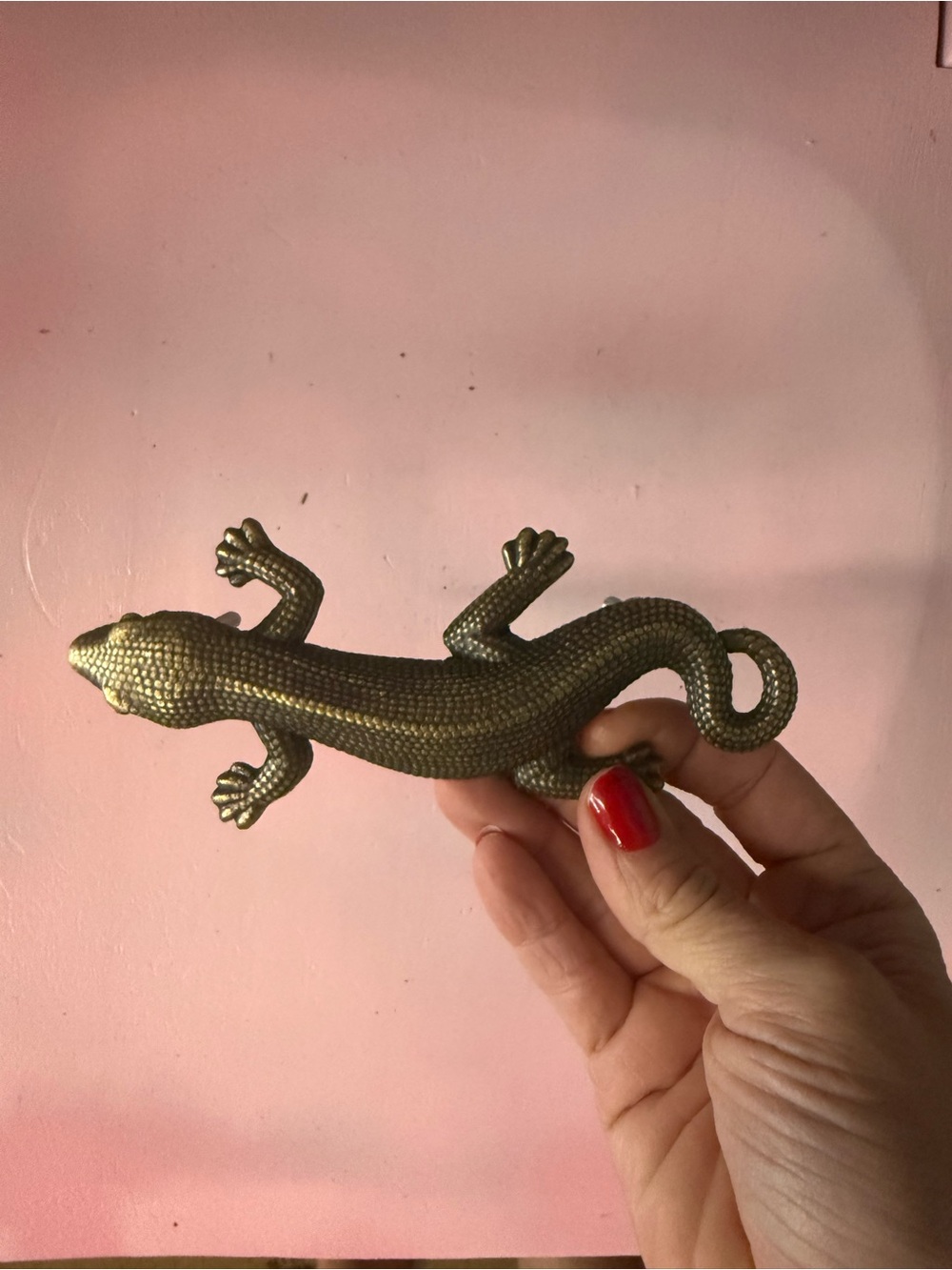 Metallic Bronze Lizard Ornament for Reptile Decor